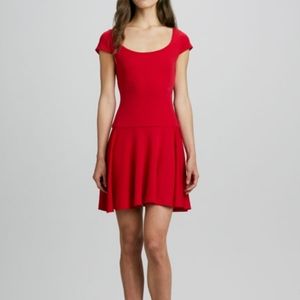Alice + Olivia Dress Size 2 Red Cap Sleeve Round Neck Lace Back Mini Holiday